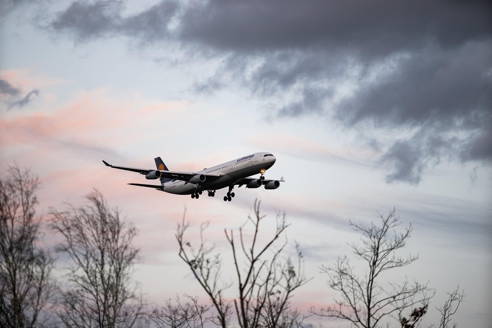 Lufthansa Flight Makes U-Turn Mid-Air After Being Denied Landing Permission at Hyderabad Airport
