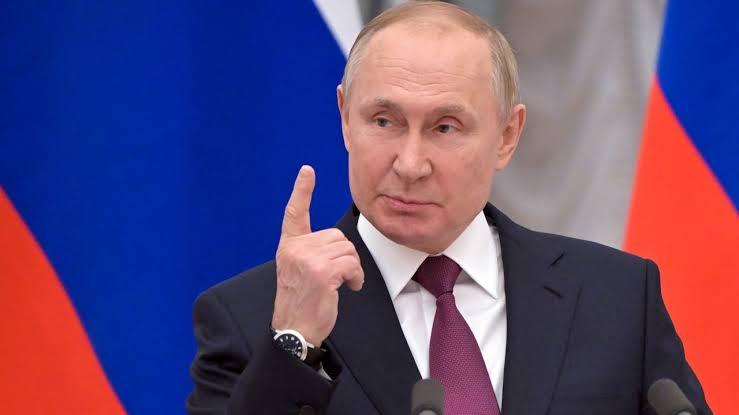 Finally, Russia Breaks Silence on Trump’s Nuclear Submarine Deployment – Here’s What Moscow Says