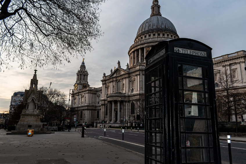 UK Inflation Surges to 3.5% in April, Surpassing Expectations and Complicating Rate Cut Path