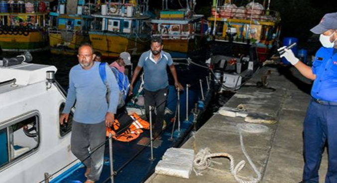 Sri Lankan Navy’s Swift Response Rescues 4 Indian Fishermen off Chilaw Coast
